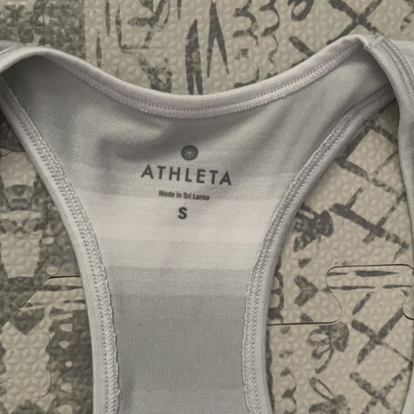 Athleta chi ombré tank top‎ white/grays - Picture 4 of 7